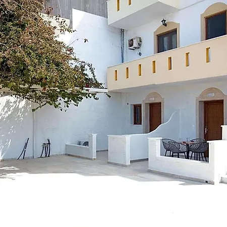 Alta Vista Naxos מלון